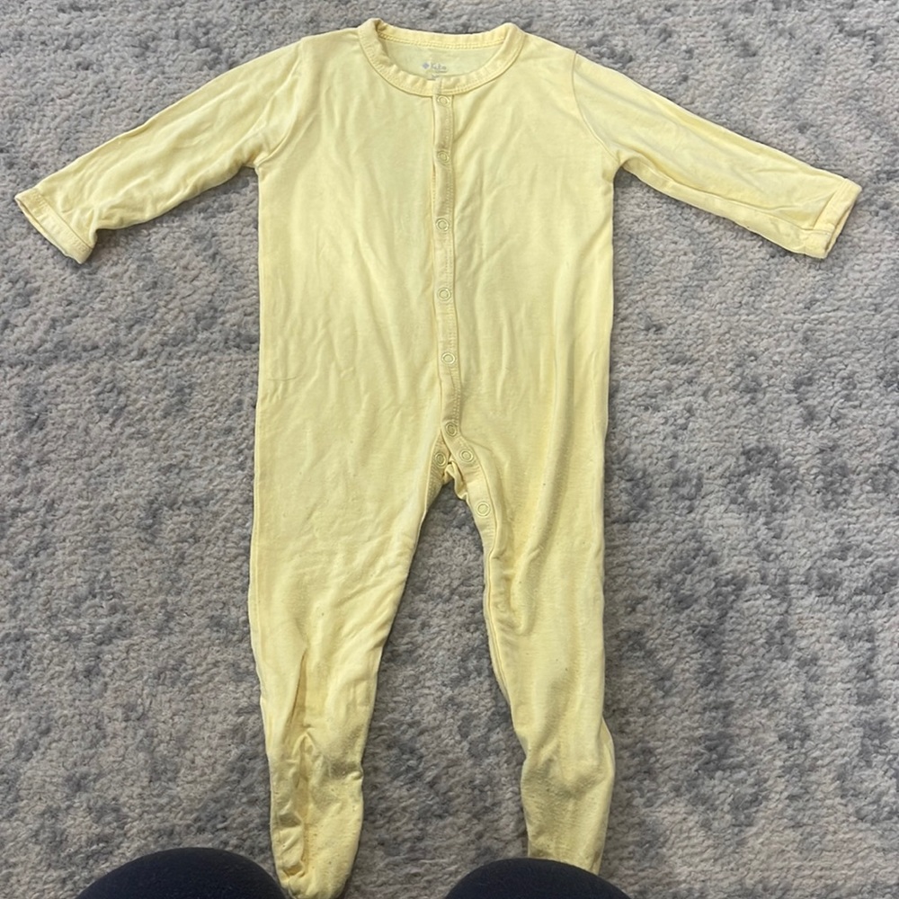 Kyte snap footie